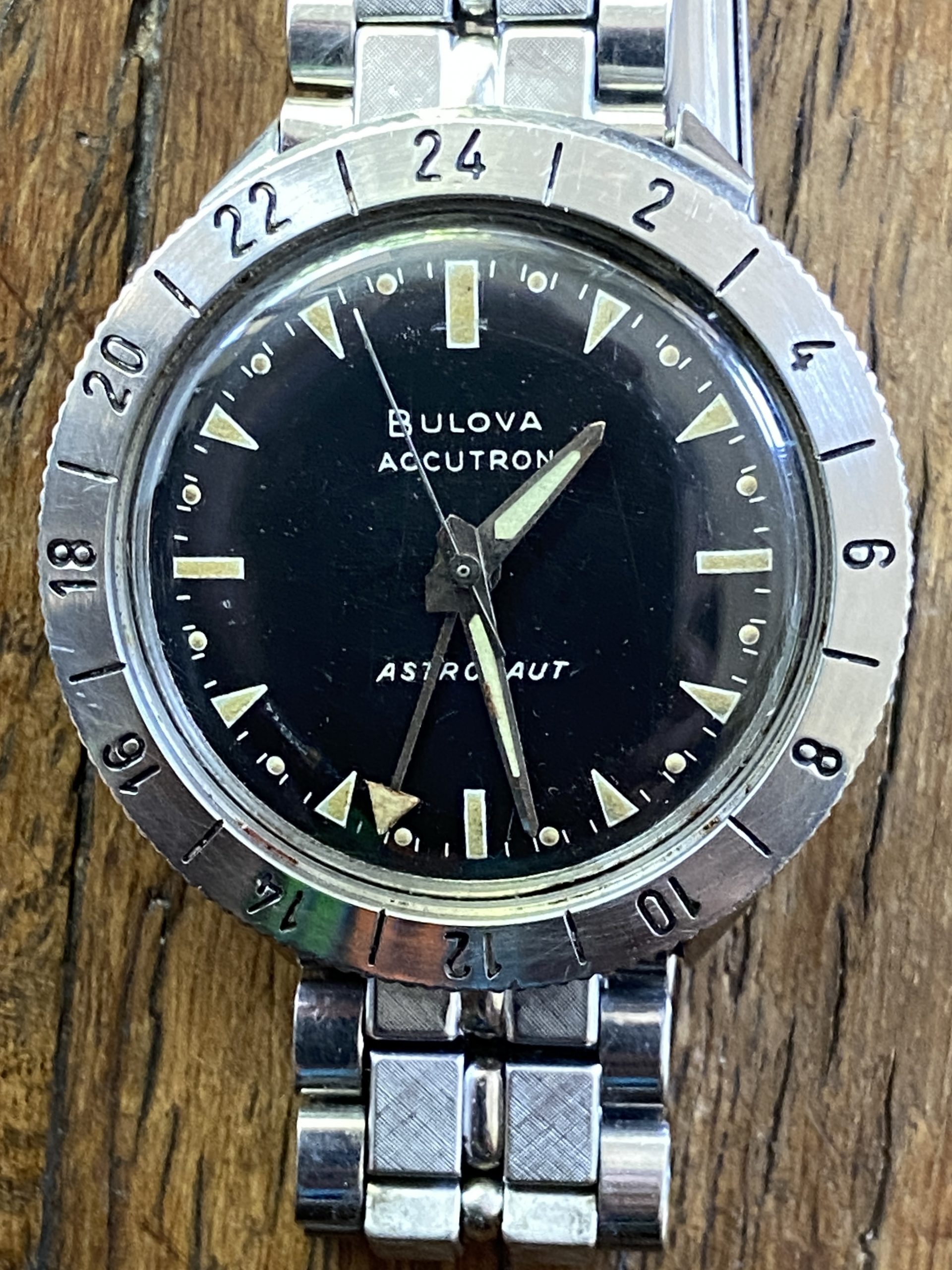 Bulova Accutron Astronaut 214 Tunning fork GMT Quartz 38mm - Image 11