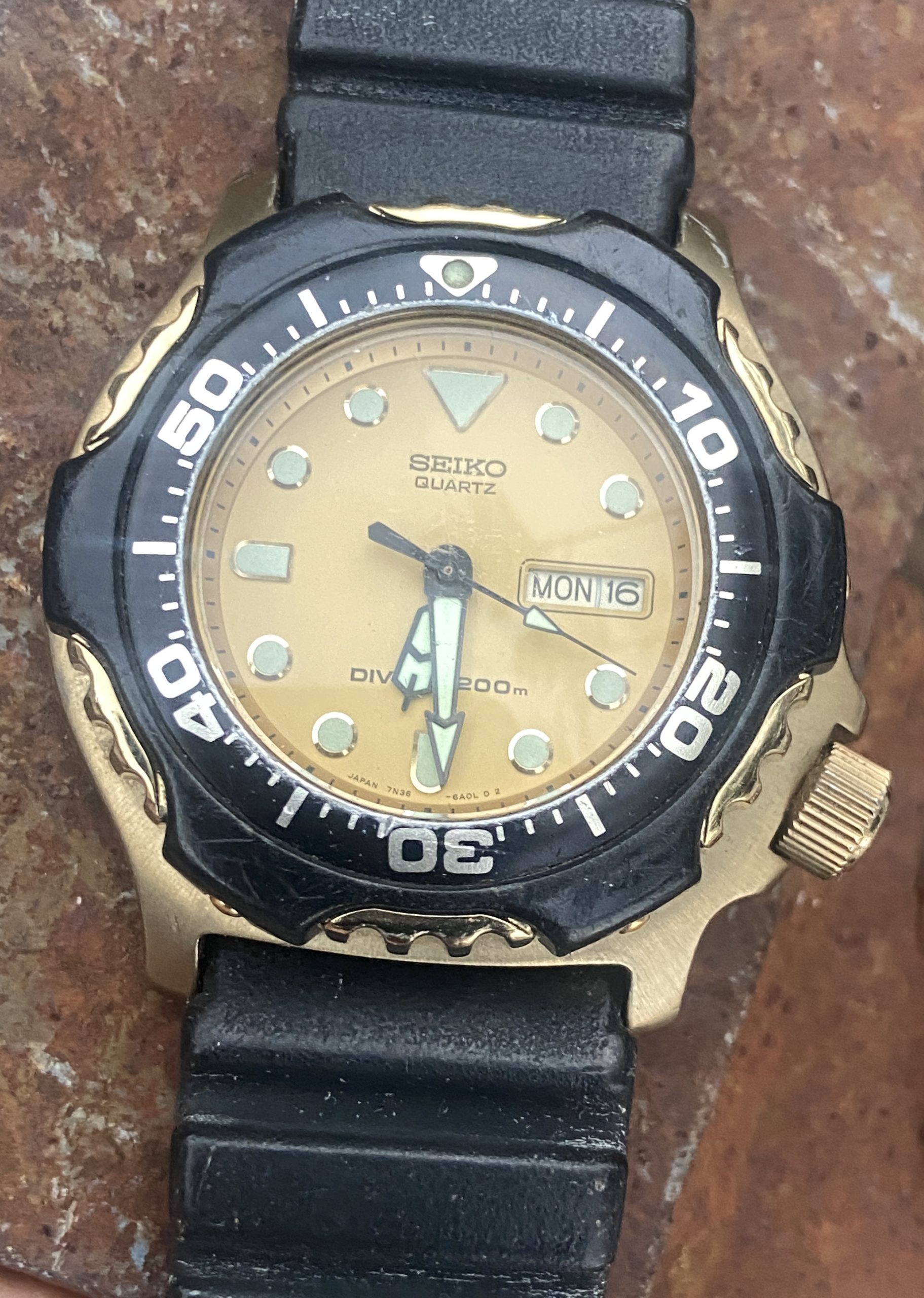 Seiko 5 Sport 7N36-6A09 Quartz Diver 200m - Image 3