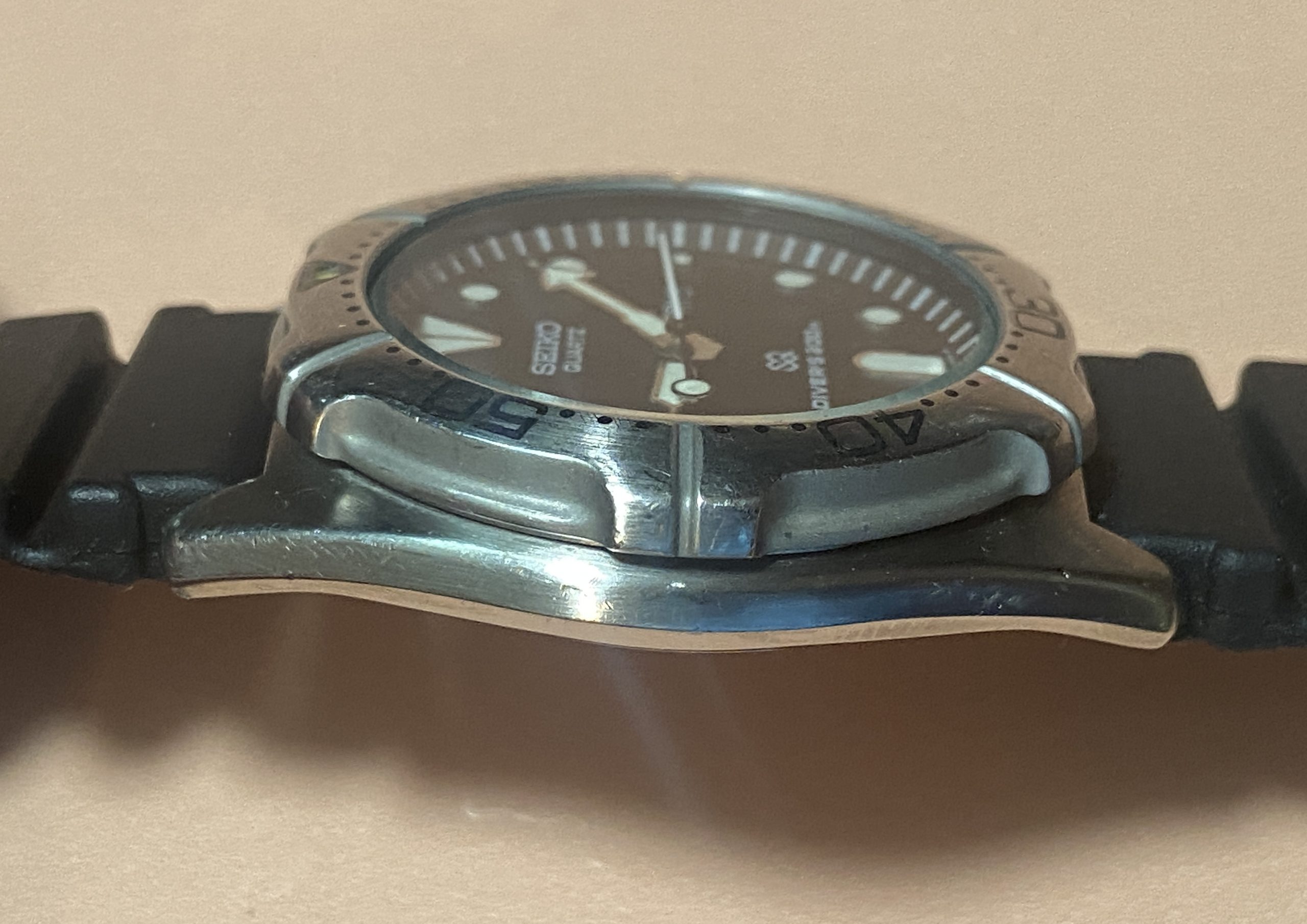 Seiko 5H26-7A00 Quartz Professional Divers Watch 200m - Image 7