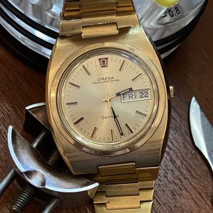 Omega MegaQuartz 32khz cal 1310 For Repair