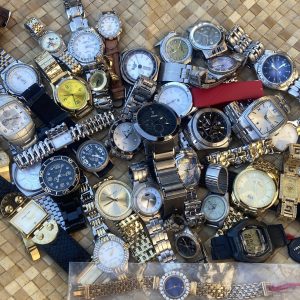 Large Quartz Watch Lot