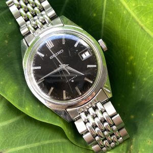 SEIKO 6602-8050 17J  BLACK DIAL