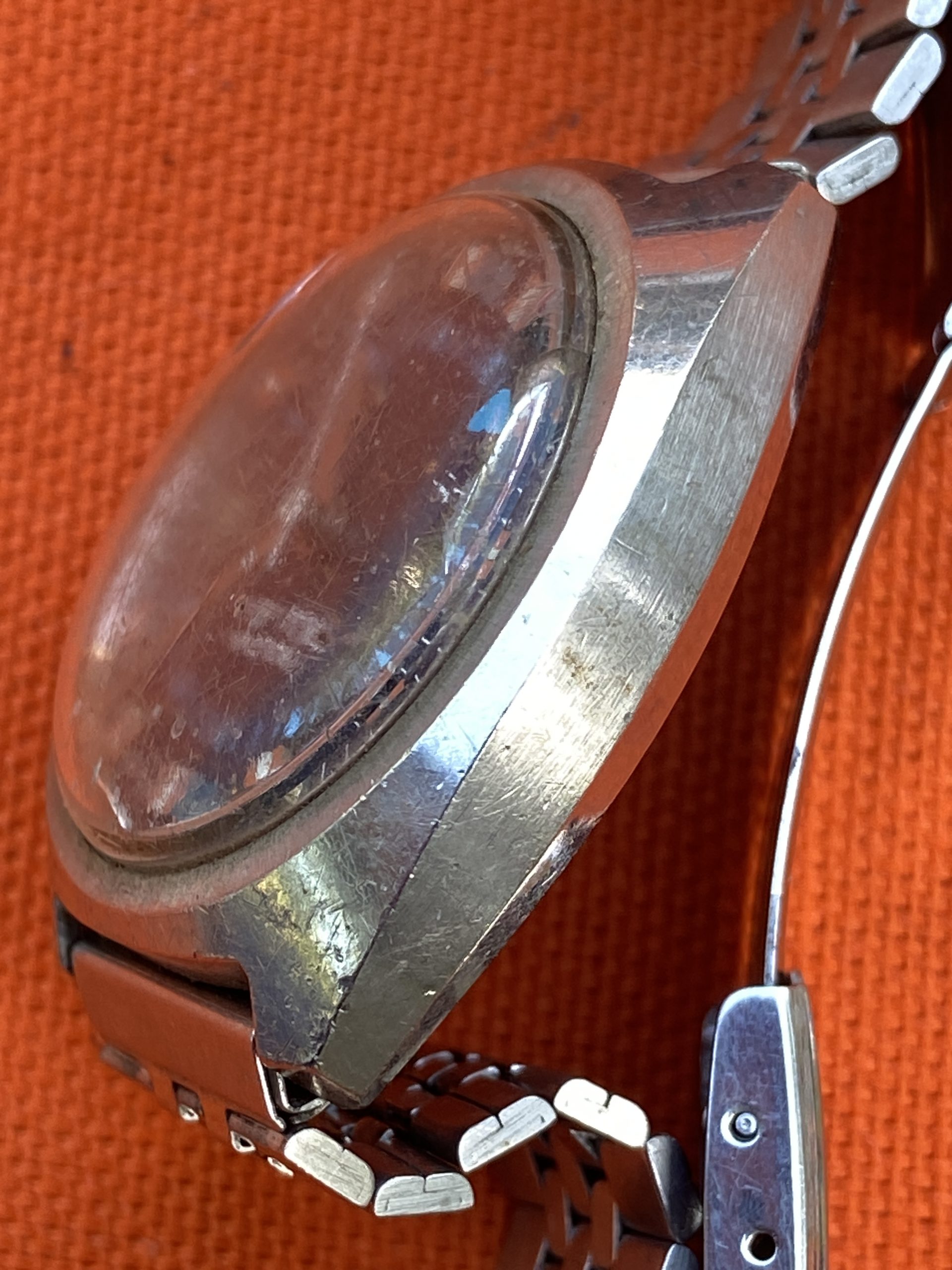 Vintage Bulova Wrist Alarm T Swiss Project watch from the 70"s - Image 4