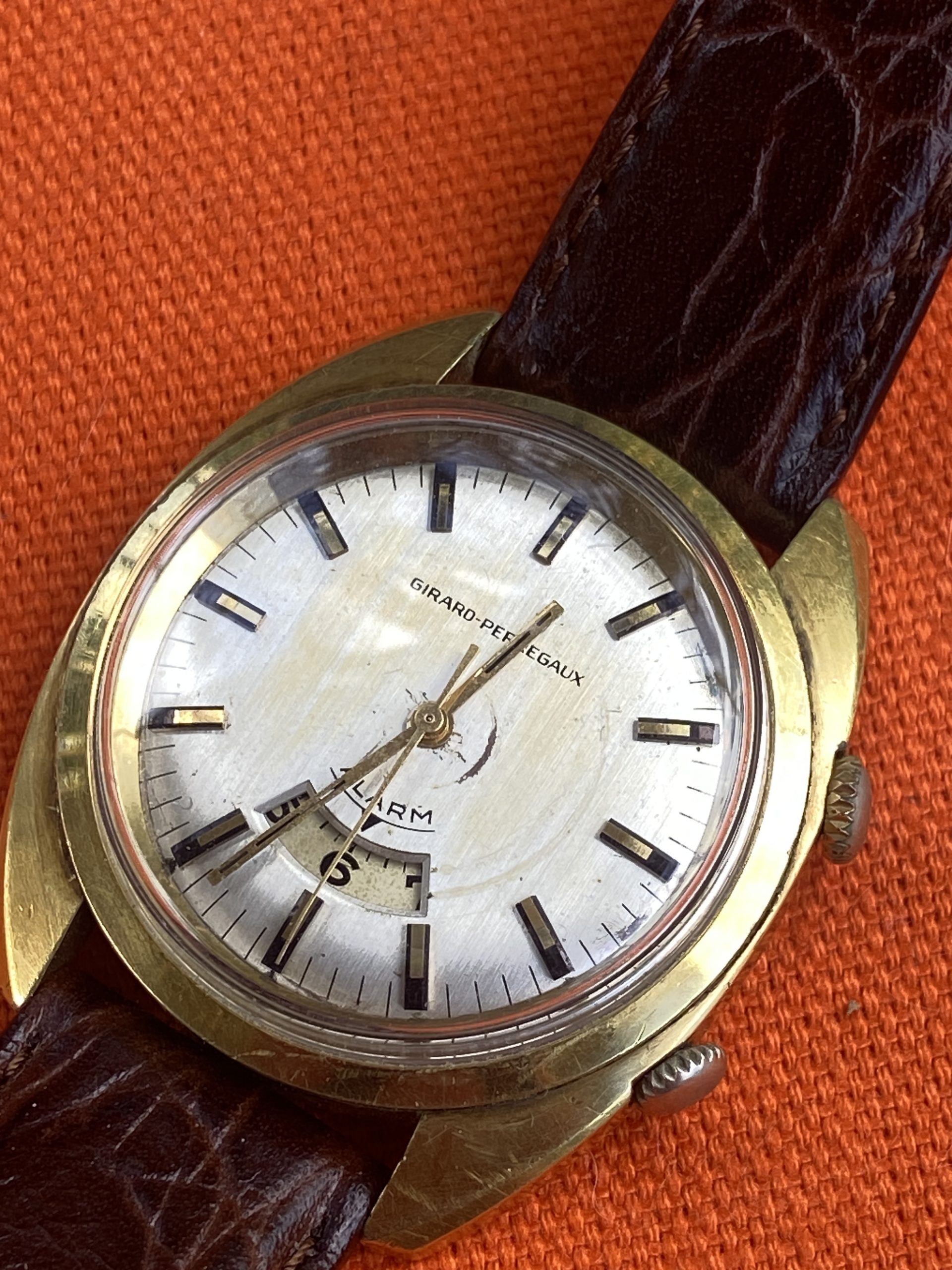 Vintage Girard-Perregaux Swiss Mechanical Alarm Watch Manual Wind 35mm