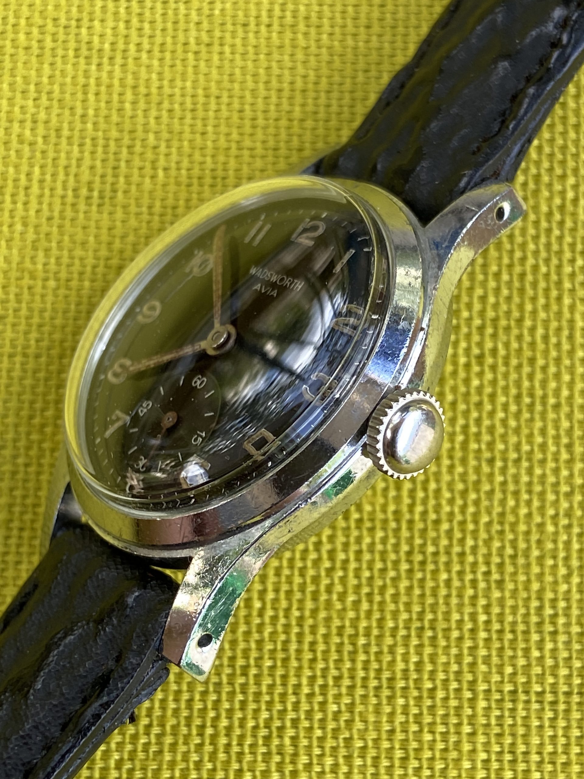 Vintage Wadsworth Avia Swiss Military Style Watch 31mm Nice Patina - Image 3